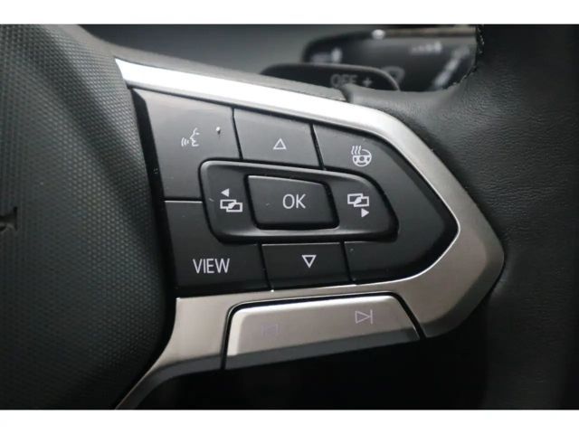 Volkswagen Golf 1.5 eTSI Golf VIII