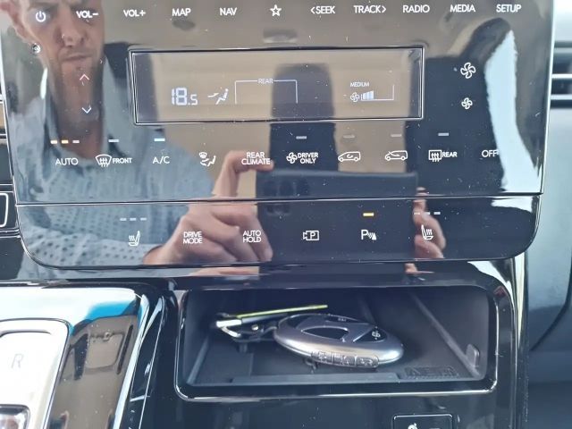 Hyundai Staria Trend