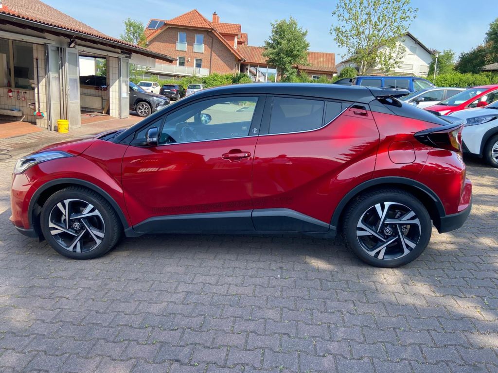 Toyota C-HR 5-deurs Bi-Tone Team D
