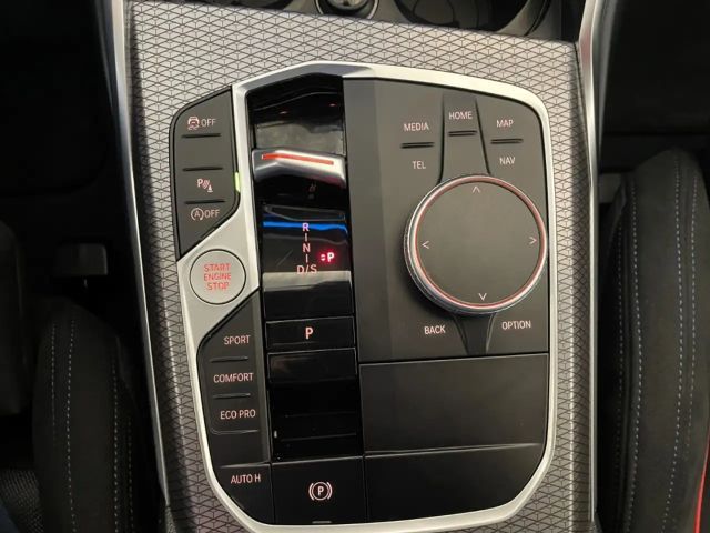 BMW 330 330i M-Sport xDrive