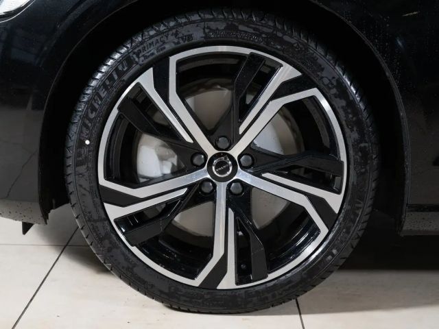 Volvo V60 Dark Plus