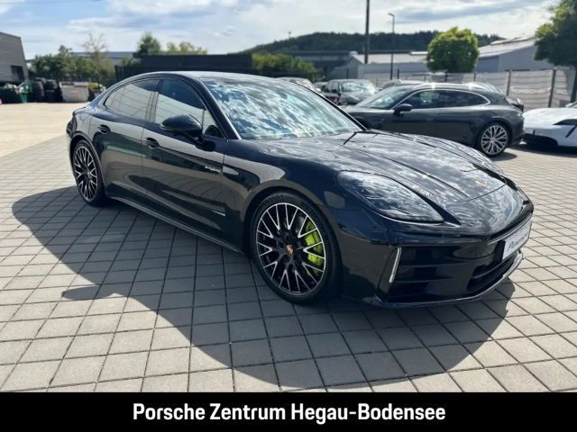 Porsche Panamera 4 E-Hybrid