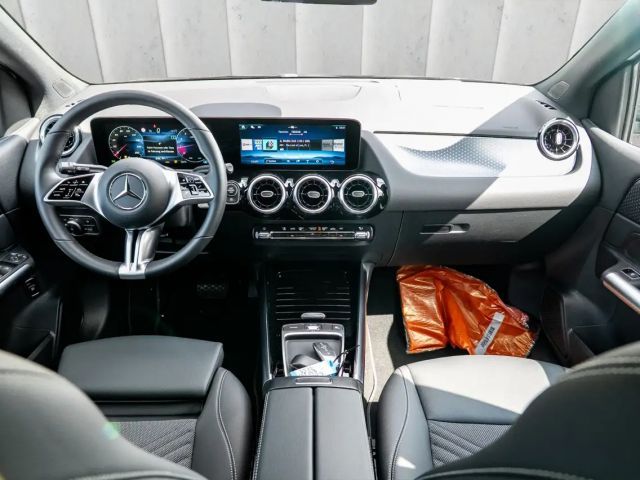 Mercedes-Benz B 180 Progressive