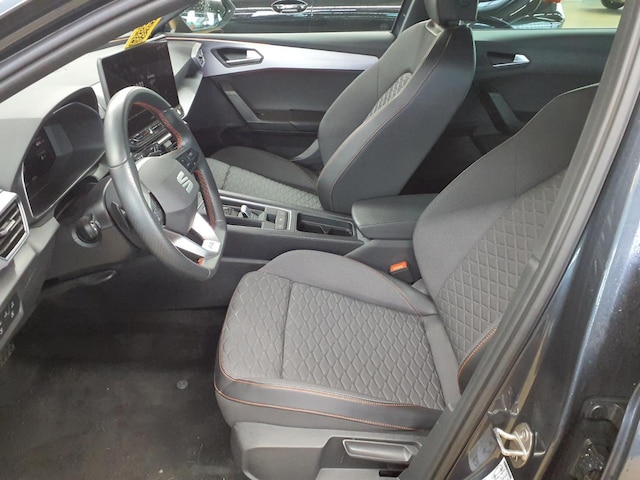 Seat Leon 2.0 TDI DSG FR-lijn Sportstourer