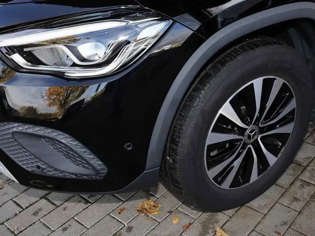 Mercedes-Benz GLA 250 GLA 250 e