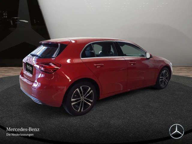 Mercedes-Benz A 180 Progressive