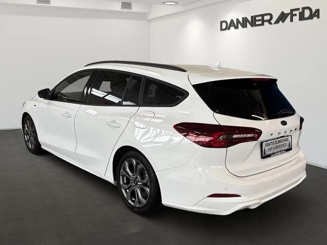 Ford Focus ST Line Wagon