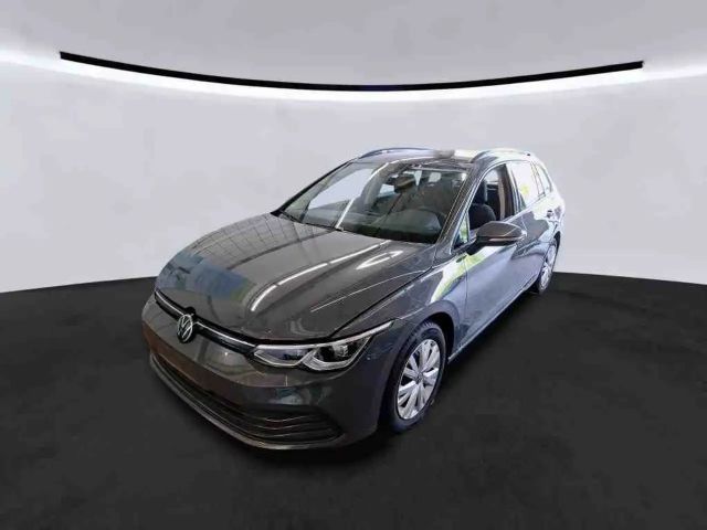 Volkswagen Golf 1.5 eTSI DSG Life Variant