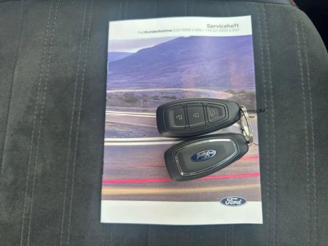 Ford Kuga 2.5 Duratec FHEV GRAPHITE TECH EDITION