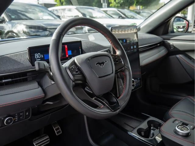 Ford Mustang Mach-E AWD