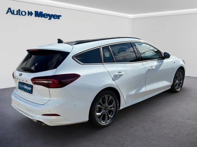 Ford Focus ST Line Wagon