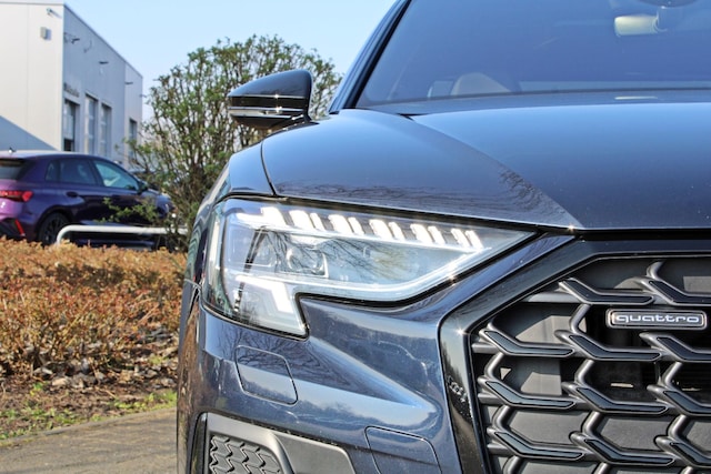 Audi A8 55 TFSI Lang Quattro