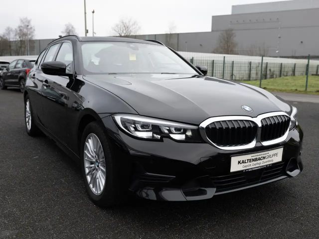 BMW 318 318d Sport Line Touring