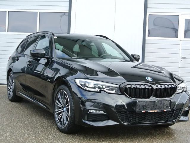 BMW 320 320e Touring