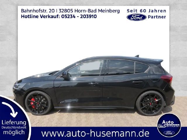Ford Focus Limited ST Line