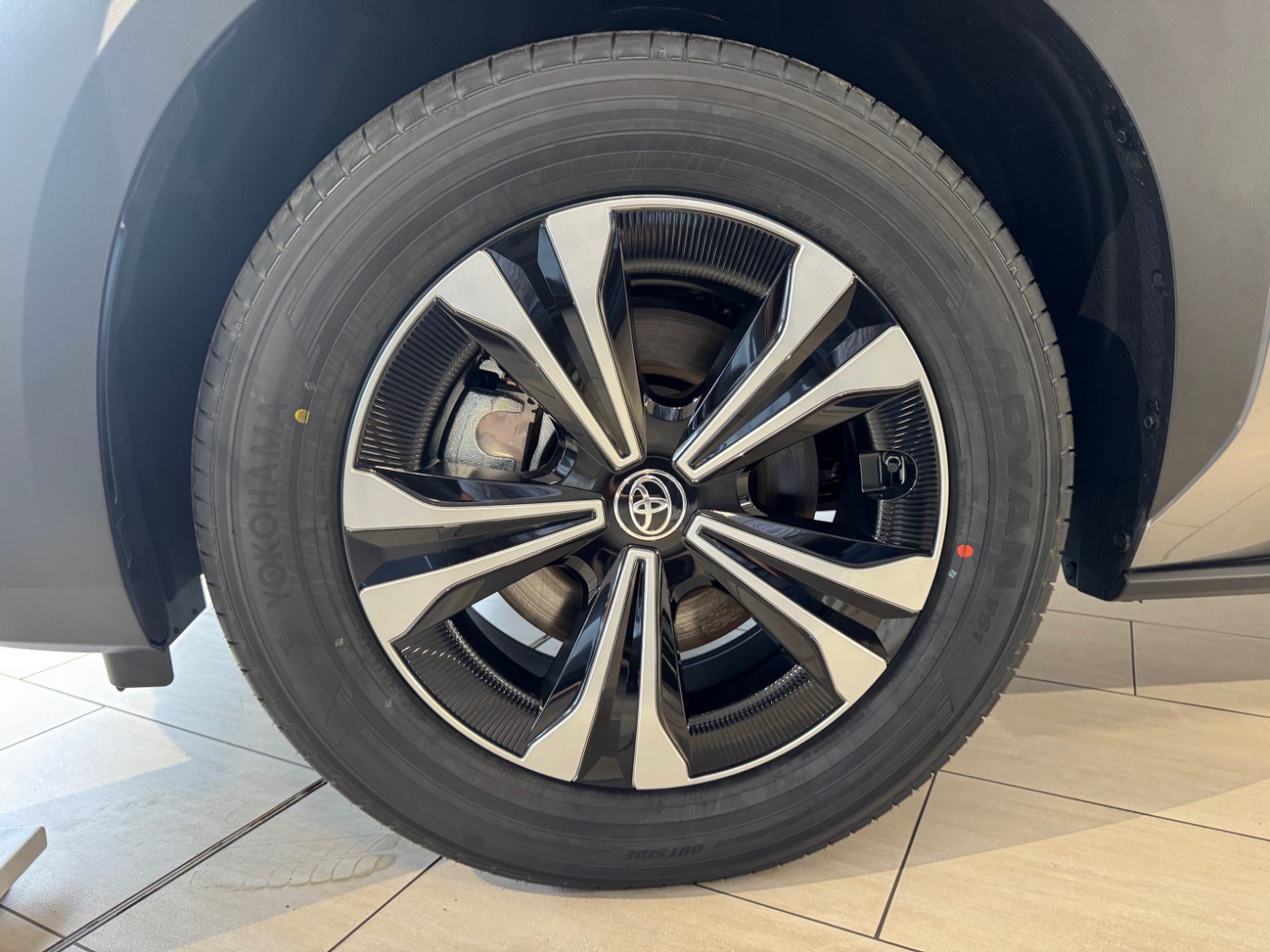 Toyota bZ4X 5-deurs Team D