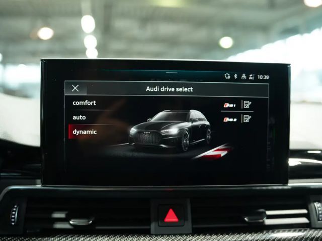 Audi RS4 Avant Quattro