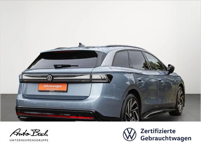 Volkswagen ID.7 Pro Tourer