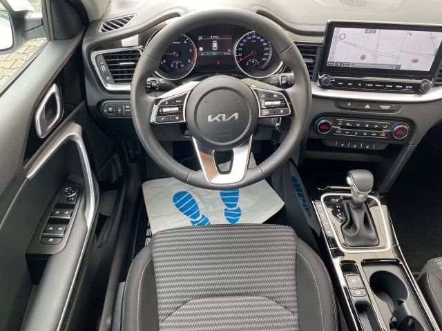 Kia Ceed CRDi Hybrid Vision