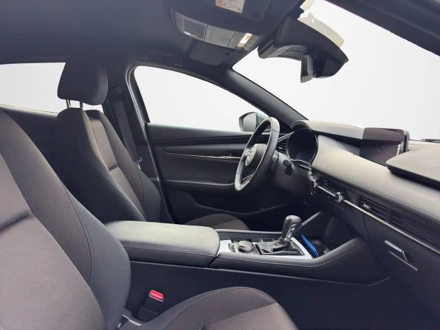 Mazda 3 2.5L SkyActiv e-Skyactiv