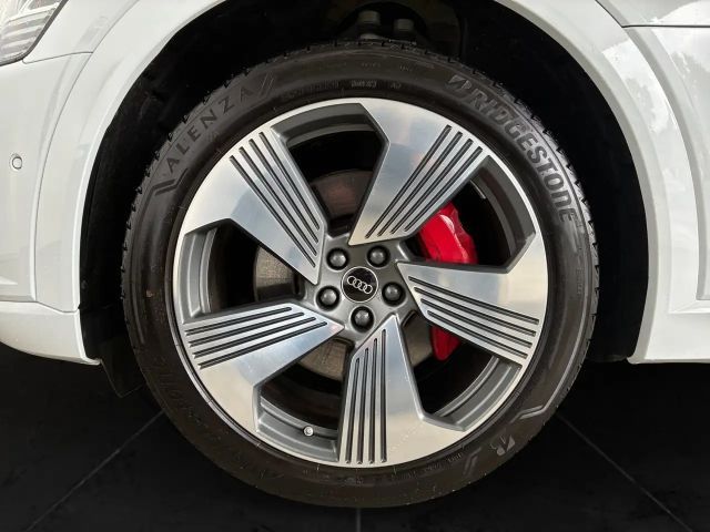 Audi Q8 e-tron 55 Quattro S-Line