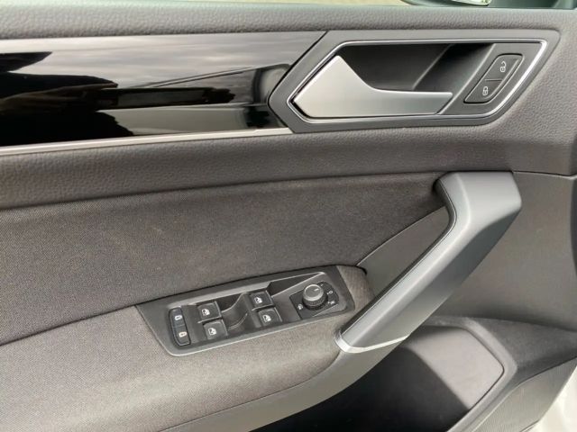 Volkswagen Touran 2.0 TDI DSG Highline