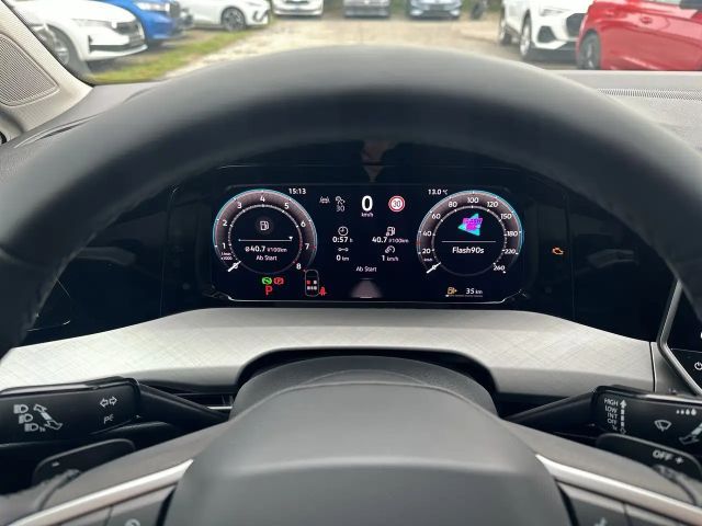 Volkswagen Golf Business DSG Variant