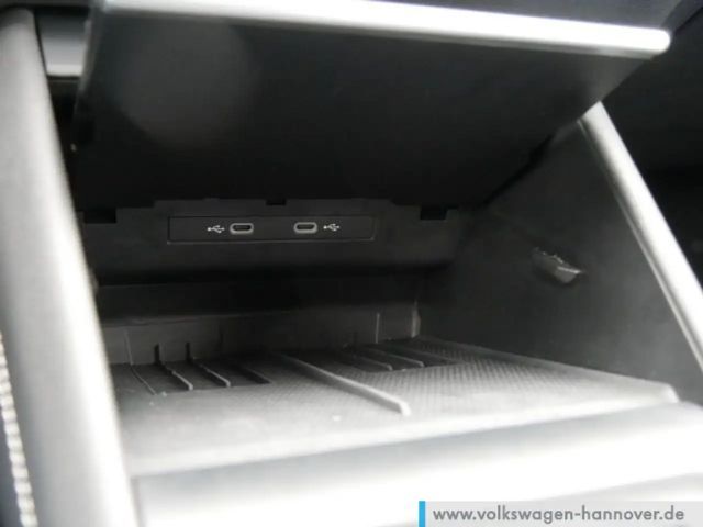 Volkswagen Tiguan 1.5 eTSI DSG IQ.Drive