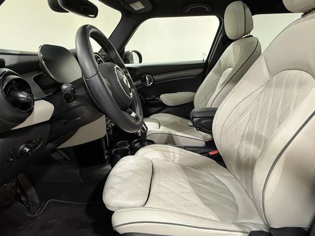 MINI Cooper S 5-deurs