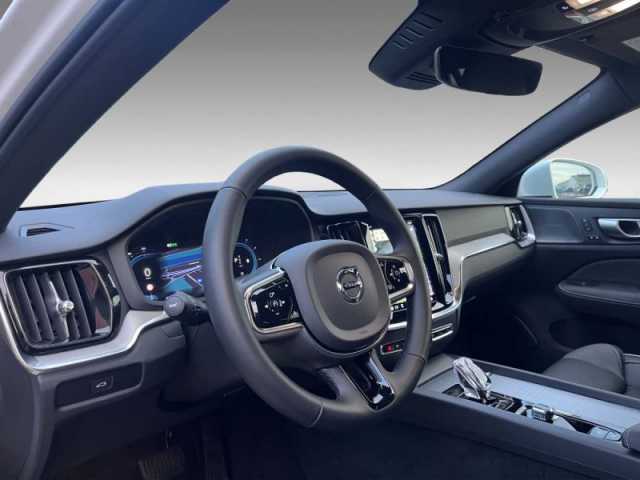 Volvo V60 Cross Country AWD Plus