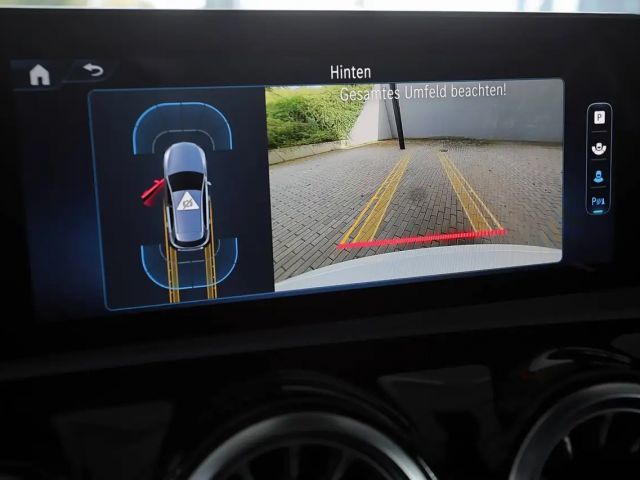 Mercedes-Benz A 200 AMG Line