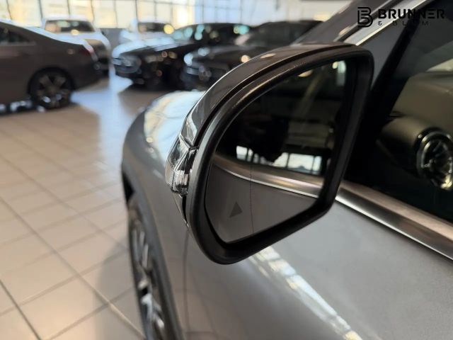 Mercedes-Benz GLA 200 Progressive