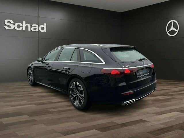 Mercedes-Benz E 300 AVANTGARDE E 300 e