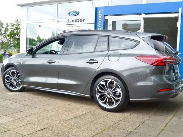 Ford Focus ST Line Wagon