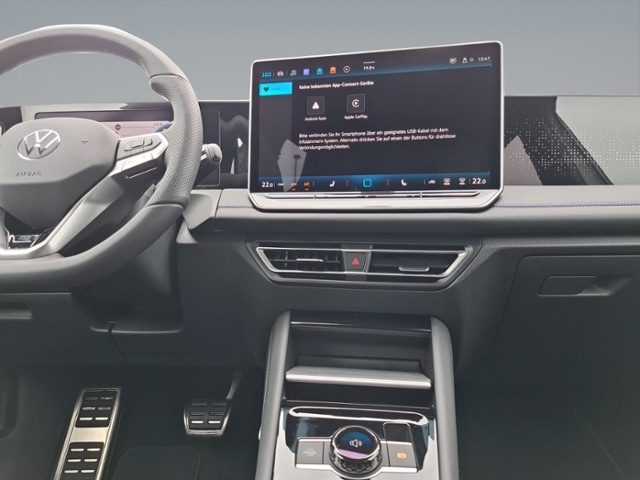 Volkswagen Tiguan 2.0 TDI DSG 4Mo R-Line+AHK+MATRIX+BLACKSTYLE+NAVI+SHZ