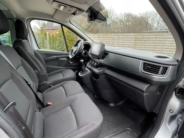 Renault Trafic Blue Grand Life