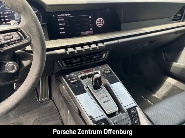 Porsche 992 4 Coupé GTS Targa