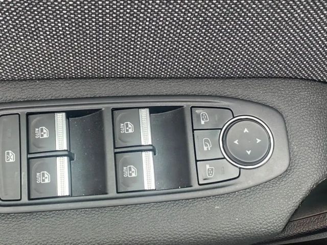 Renault Captur EDC Hybrid Techno