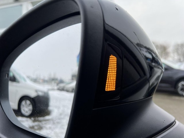 Volkswagen T-Roc 1.5 eTSI DSG Life