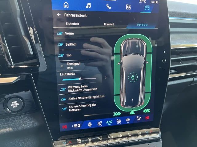 Renault Espace E-Tech Hybrid Iconic