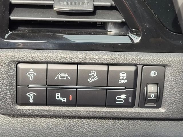 SsangYong Korando eMotion TITANIUM+ACC+LED+VERKEHRSZEICHEN