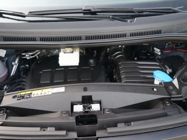 Volkswagen Multivan 2.0 TDI Life T7