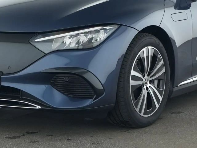 Mercedes-Benz EQE 300 Advanced Sedan