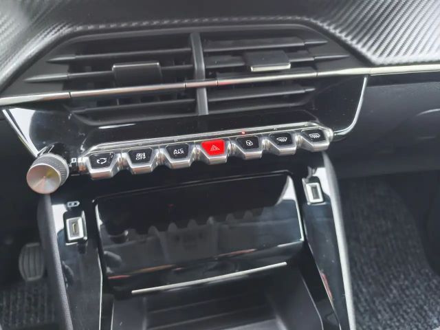 Peugeot 208 / LED / Allwetter / Kamera / Isofix / Navi