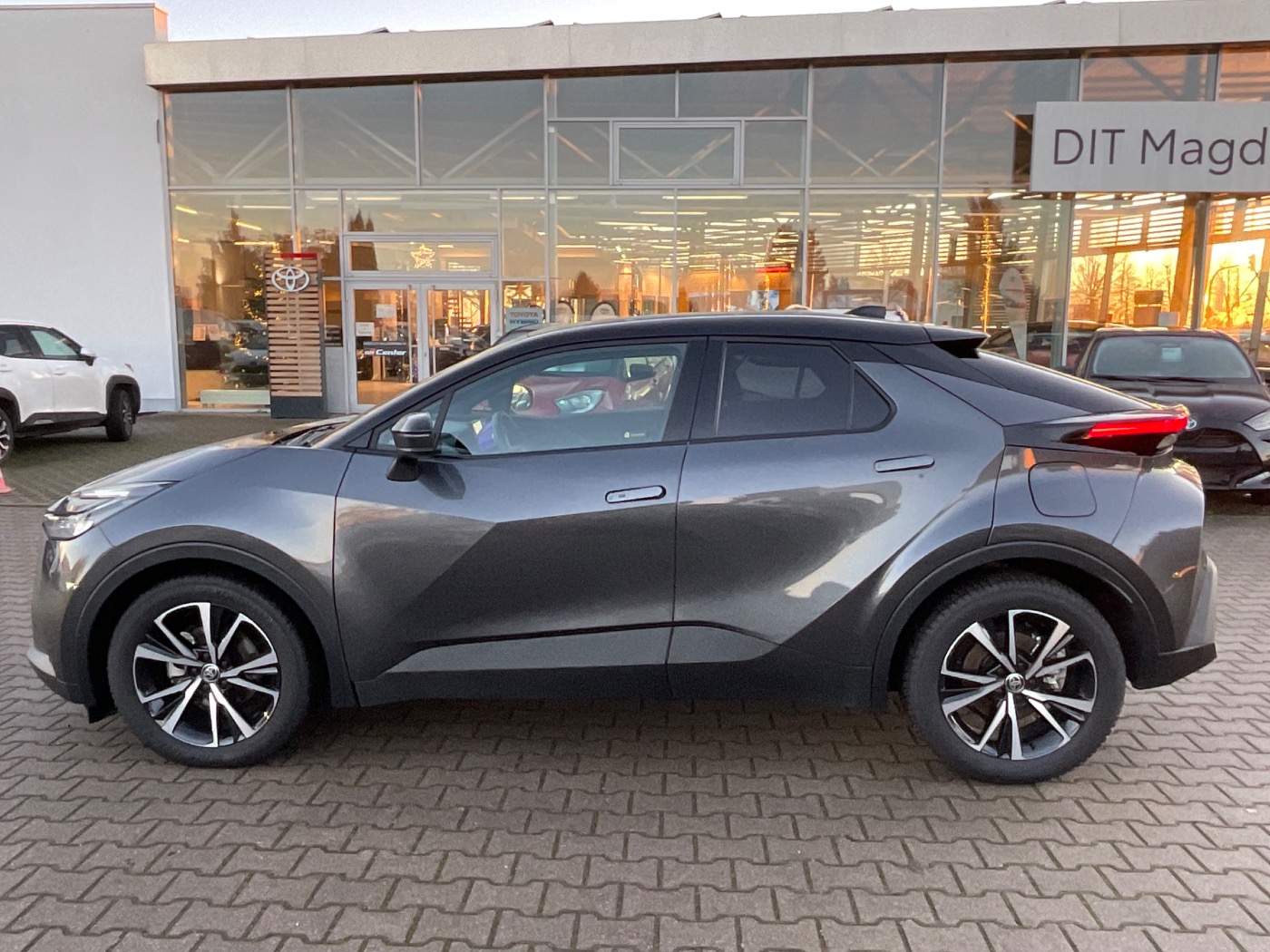 Toyota C-HR 5-deurs Team D