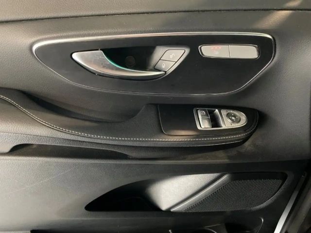 Mercedes-Benz V 300 4MATIC AMG Line V 300 d