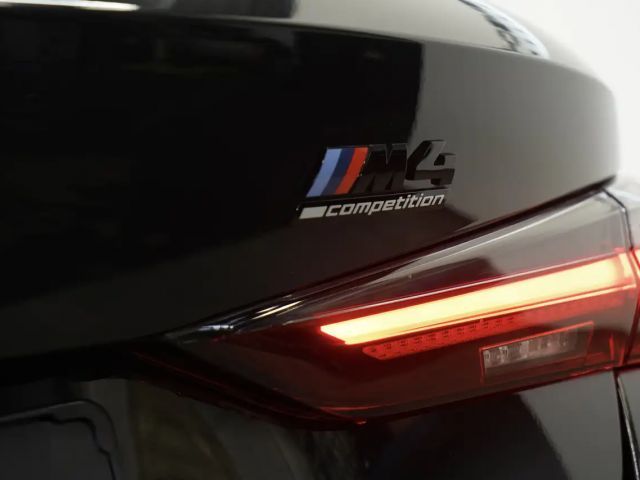 BMW M4 Cabrio Competition xDrive