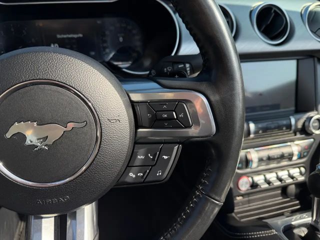 Ford Mustang Convertible GT 5.0 V8