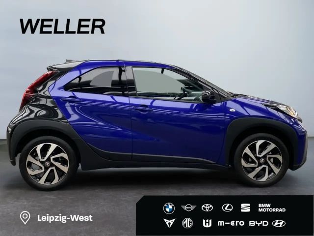 Toyota Aygo X Bi-Tone Hatchback Team D