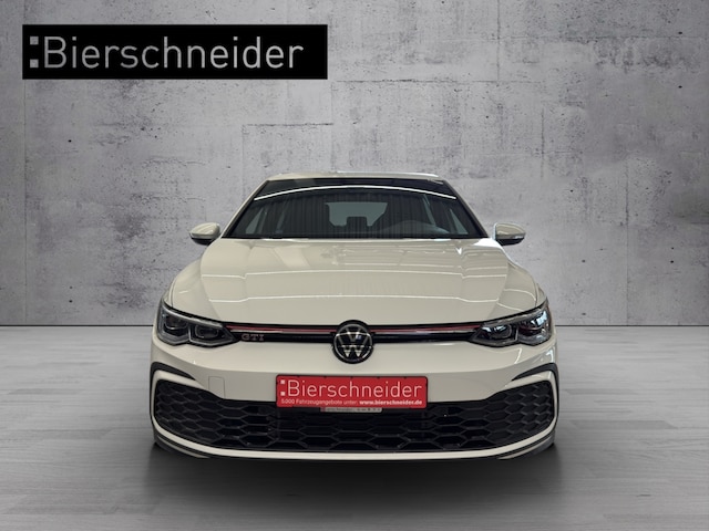 Volkswagen Golf 2.0 TSI DSG Pro
